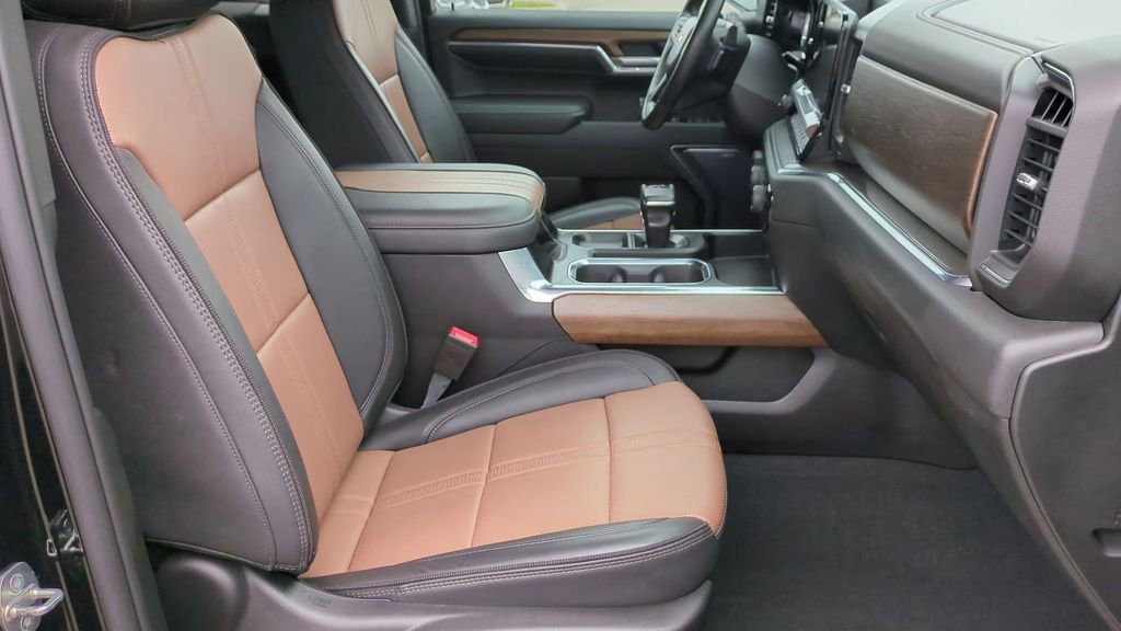 Used 2023 Chevrolet Silverado 1500 High Country w/ Z71 Off-Road Package image 21