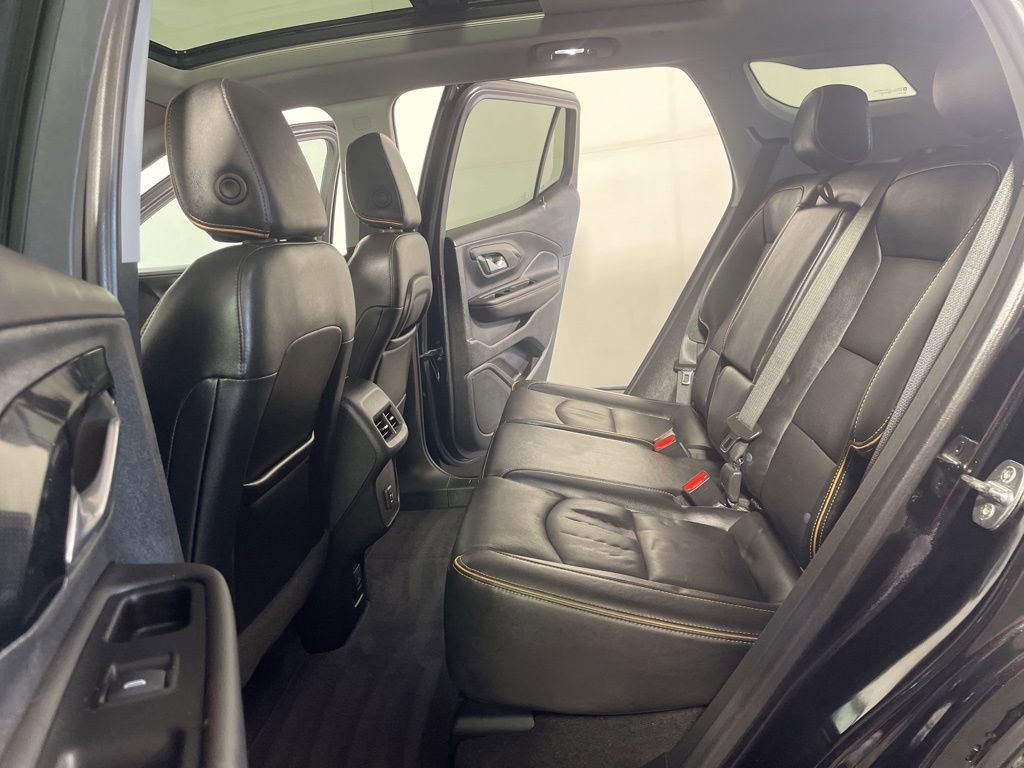 Used 2022 GMC Terrain AT4 w/ Infotainment Package II image 19