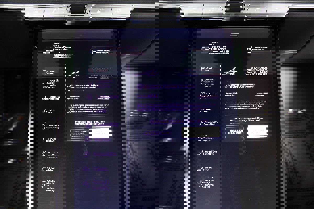 Used 2024 Lucid Air Pure image 29