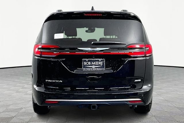 New 2026 Chrysler Pacifica Pinnacle w/ Trailer Tow Group image 5