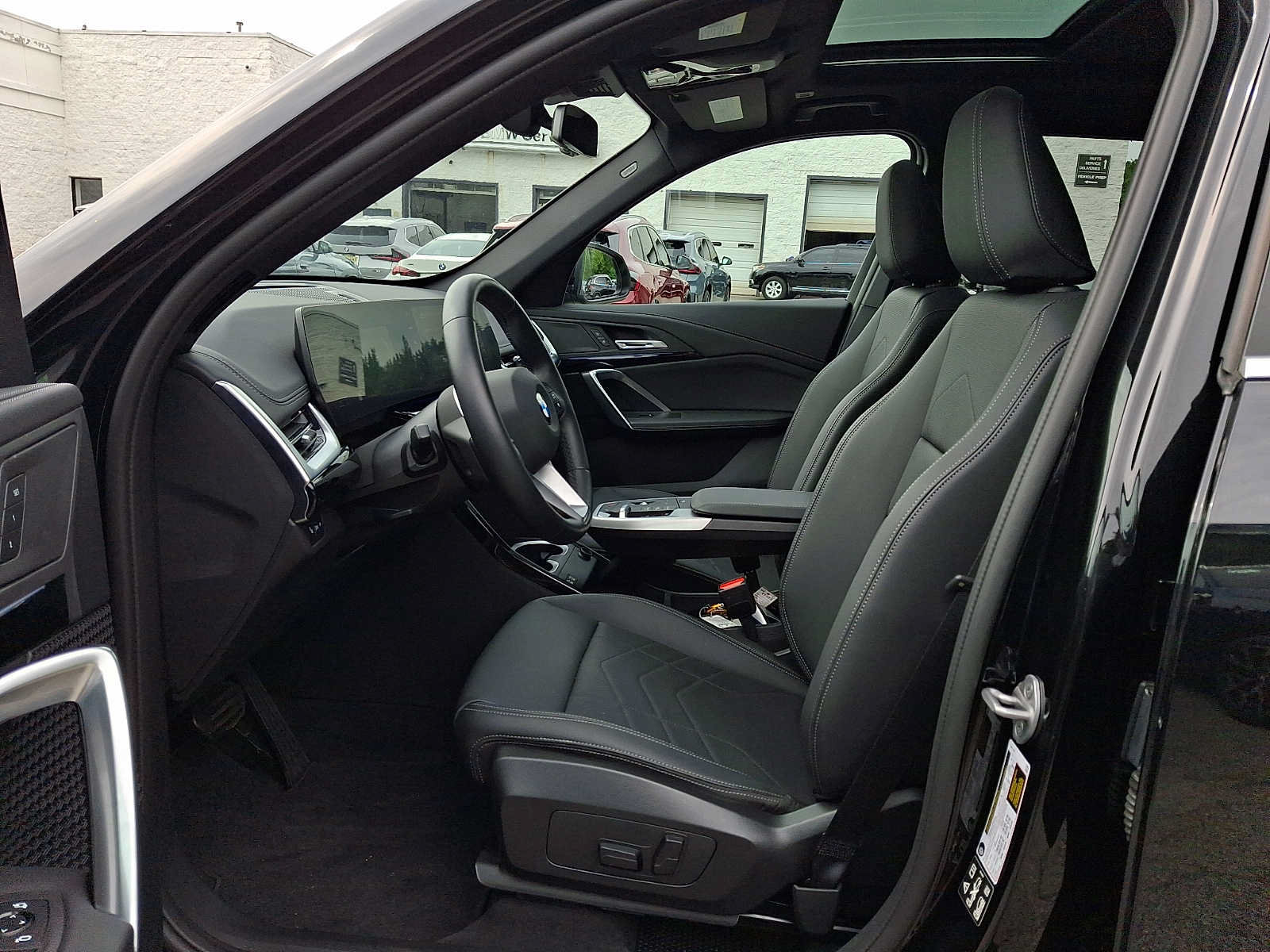 Used 2026 BMW X1 xDrive28i w/ Convenience Package AWD/4WD image 13