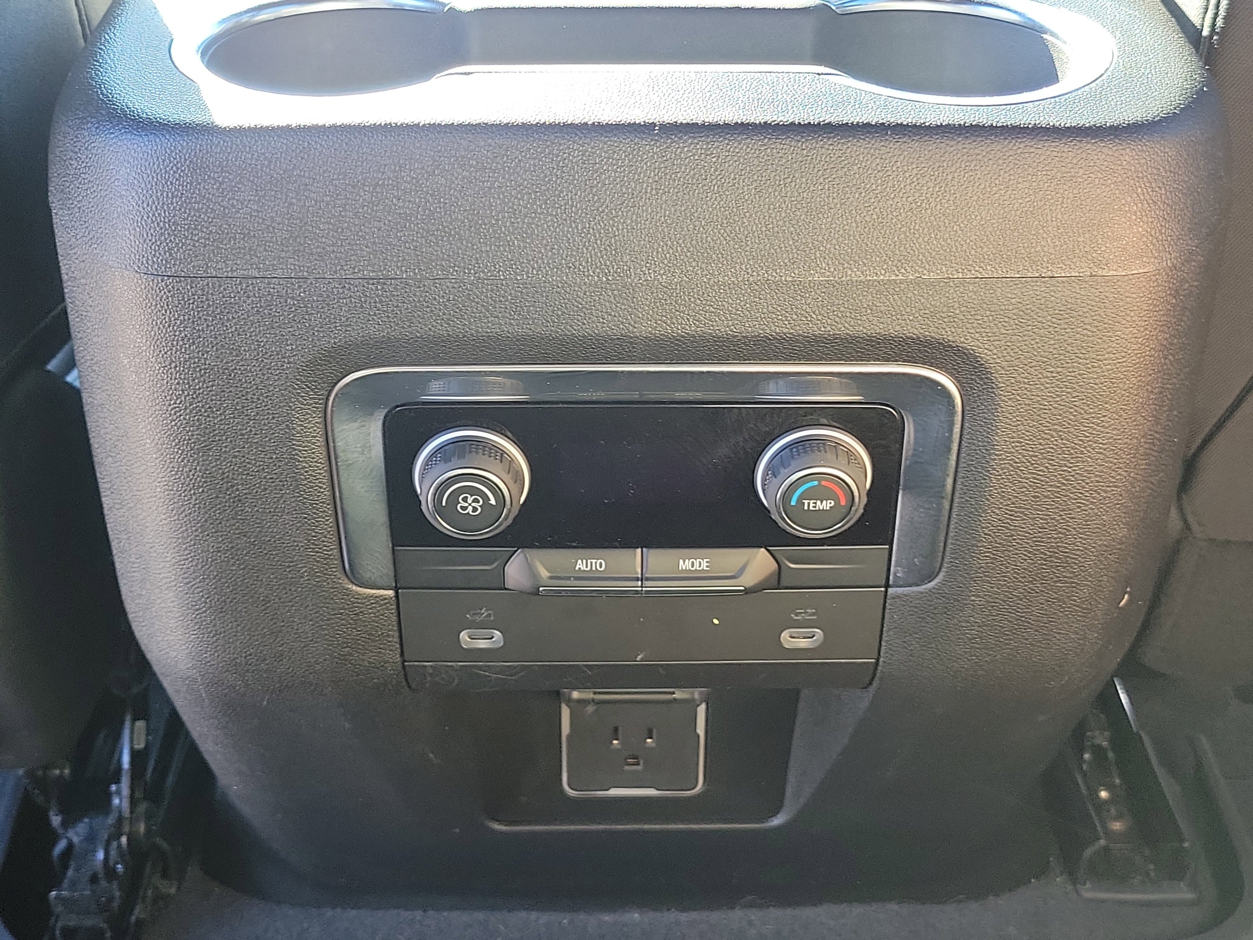 Used 2023 Chevrolet Tahoe LS image 19