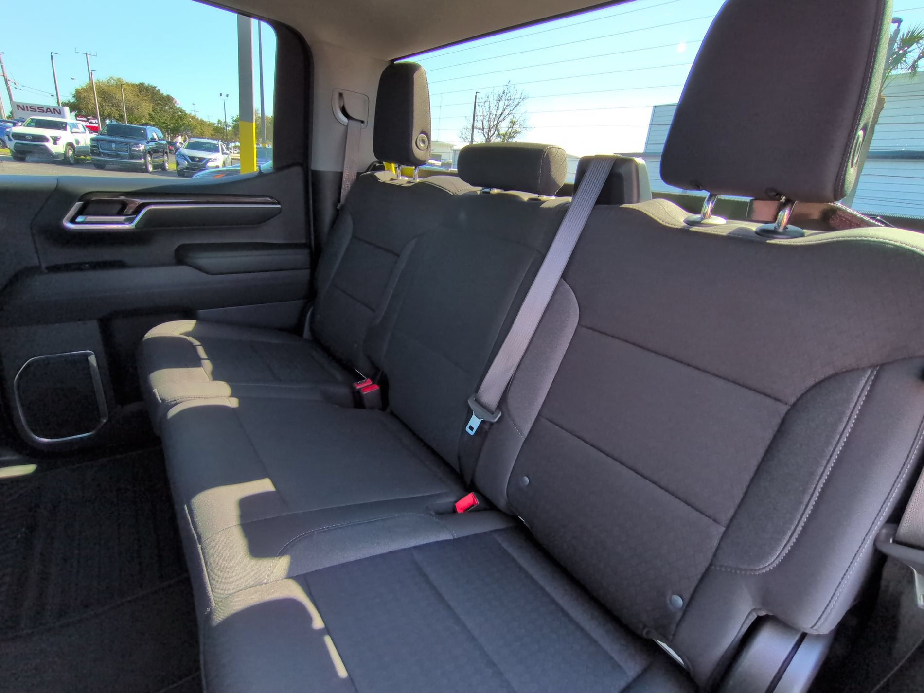Used 2025 Chevrolet Silverado 1500 LT RWD image 14