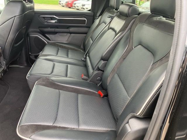 Used 2025 RAM 1500 Laramie w/ Sport Appearance Package AWD/4WD image 22