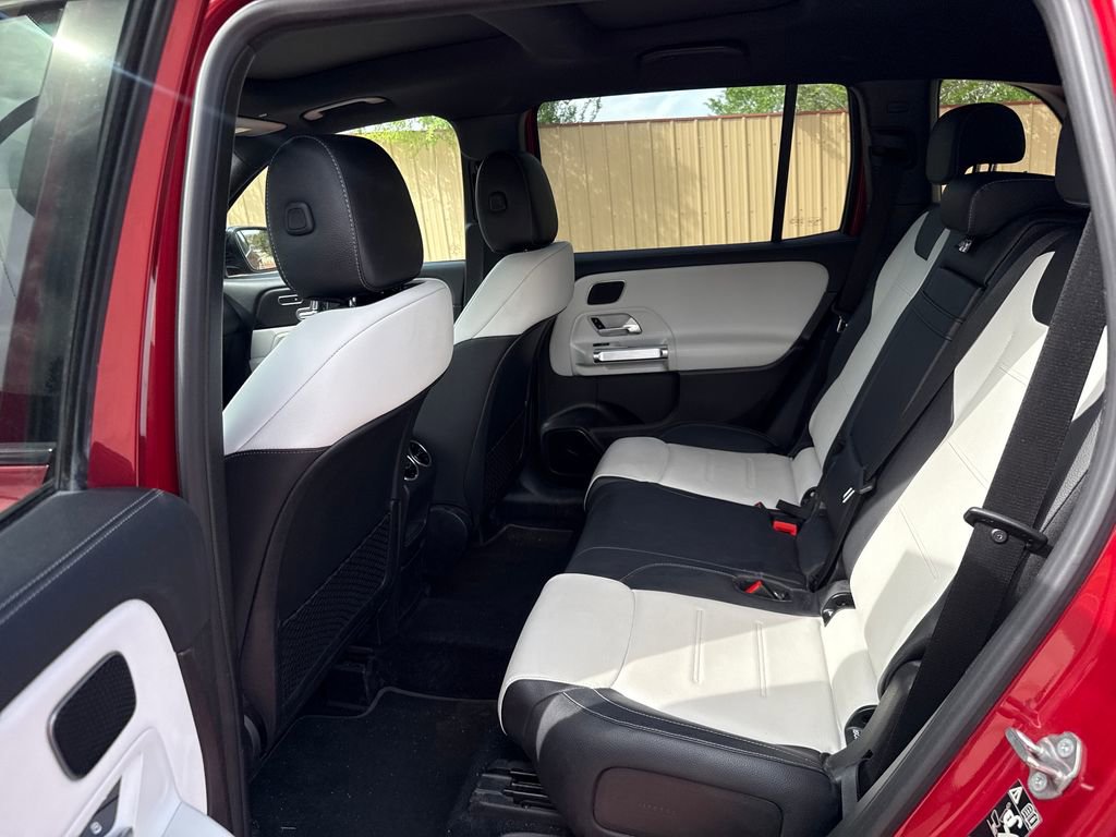 Used 2020 Mercedes-Benz GLB 250 4MATIC image 18