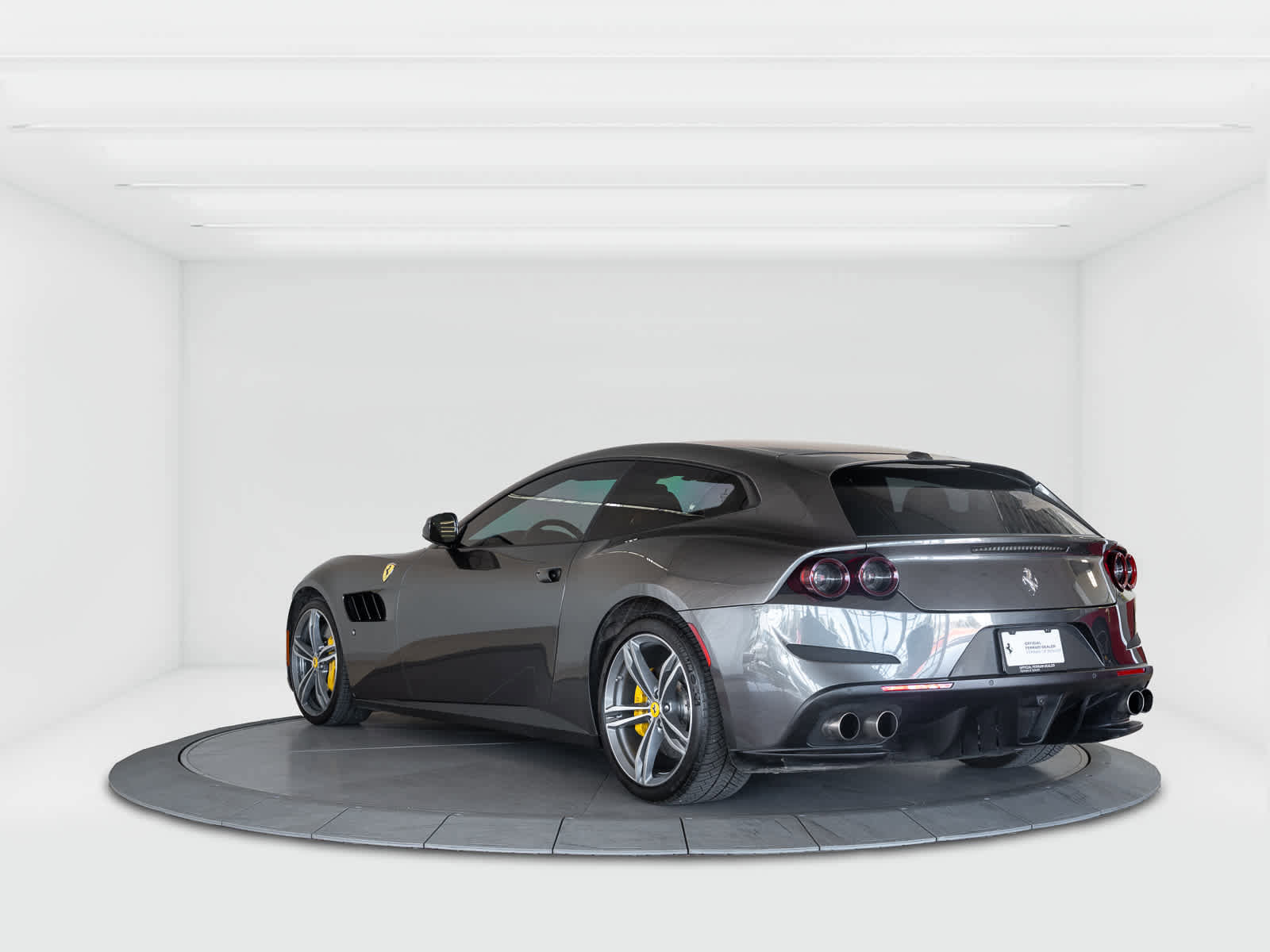 Certified 2018 Ferrari GTC4Lusso image 15