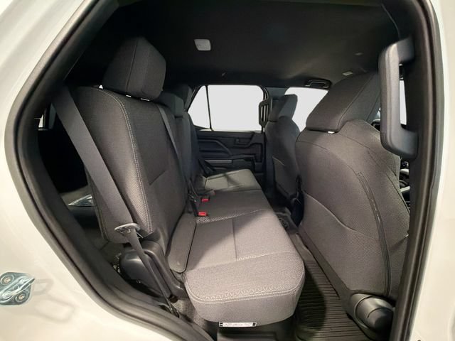 New 2026 Toyota 4Runner SR5 RWD image 21