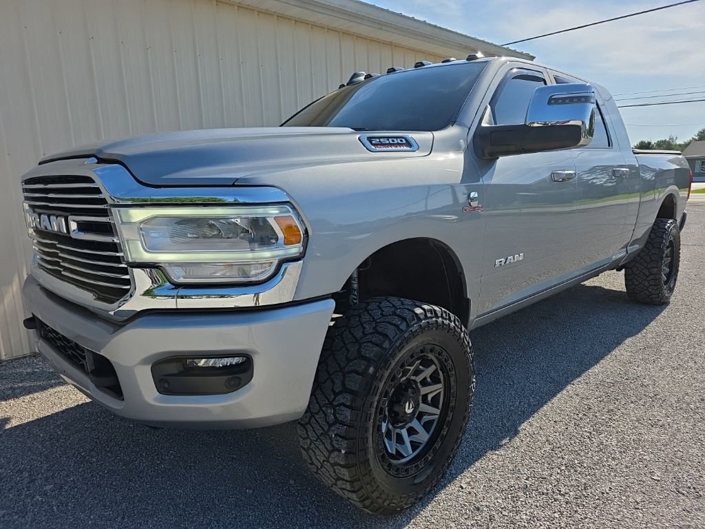 Used 2023 RAM 2500 Laramie AWD/4WD image 11