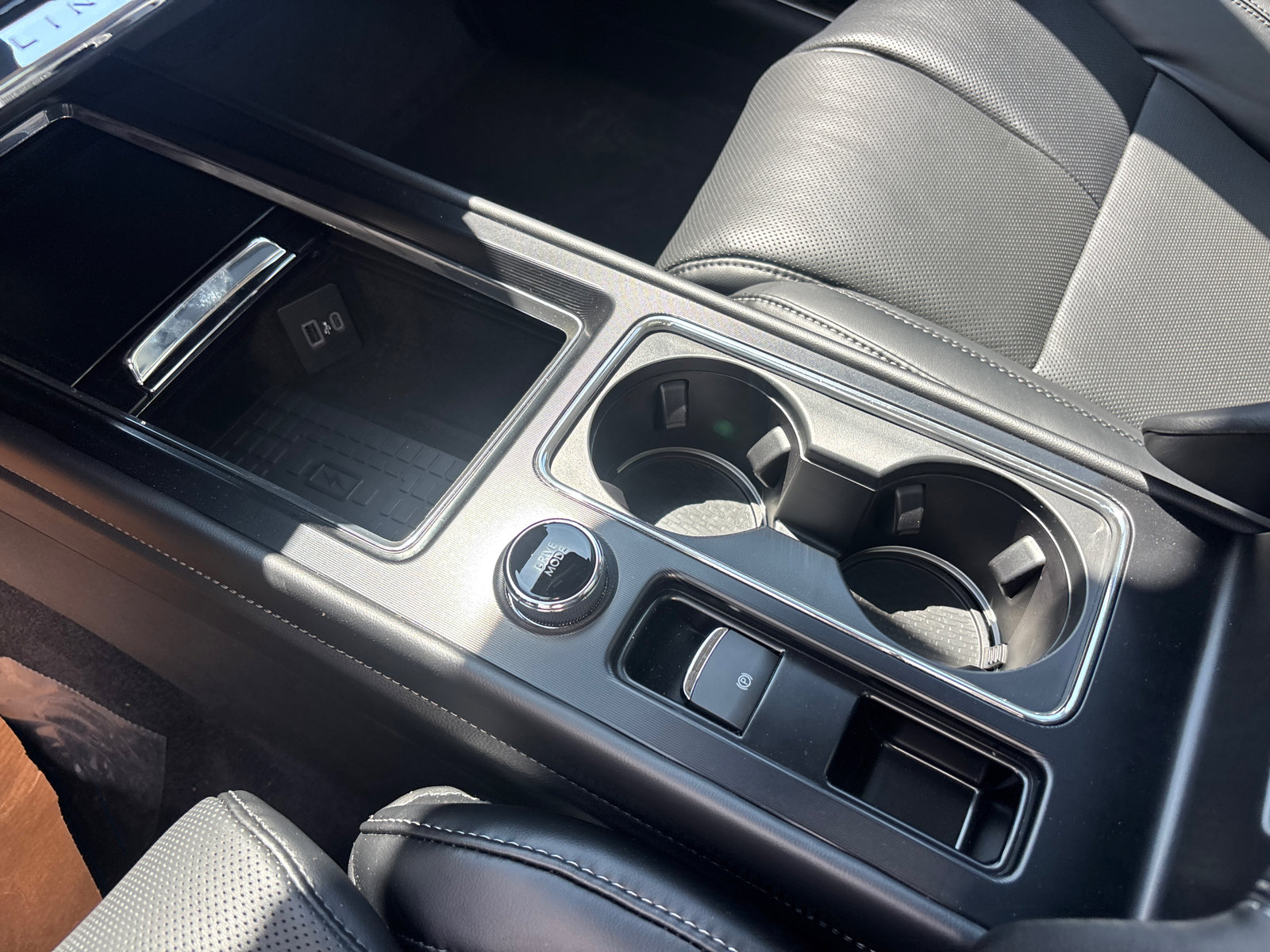 New 2026 Lincoln Corsair Grand Touring AWD/4WD image 24