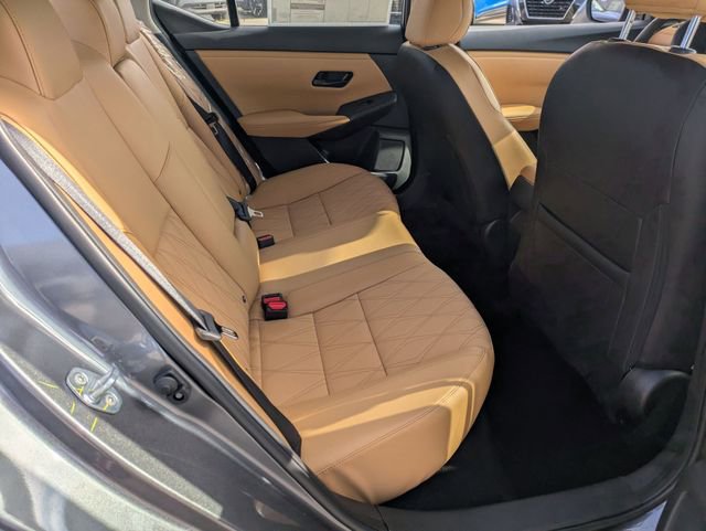 New 2025 Nissan Sentra SV w/ SV Premium Package FWD image 31