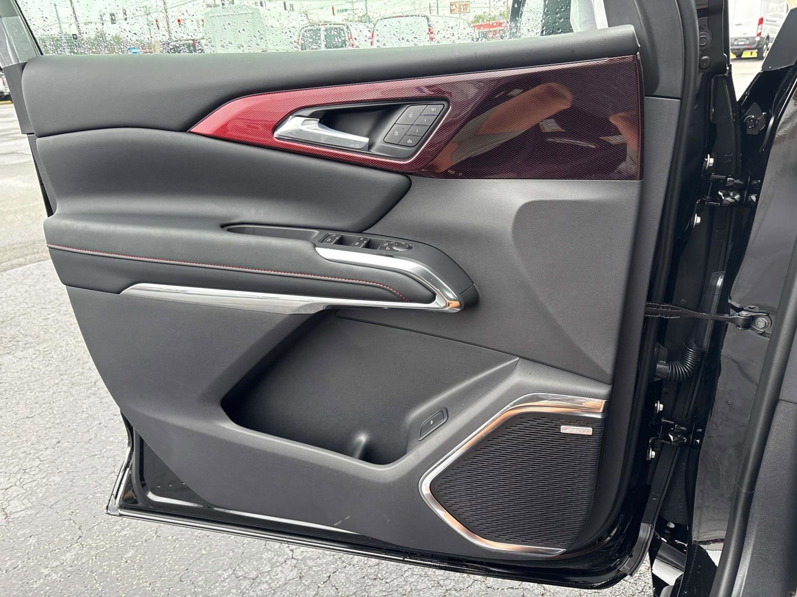 New 2026 Chevrolet Traverse RS w/ LPO, Floor Liner Package image 12