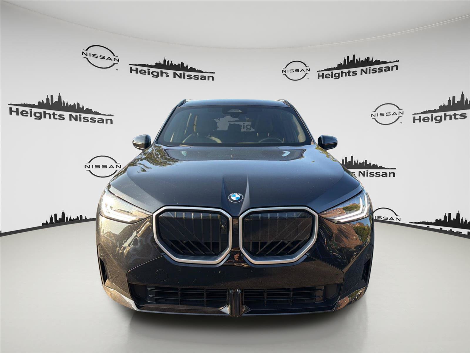Used 2025 BMW X3 xDrive30i w/ Premium Package AWD/4WD image 7