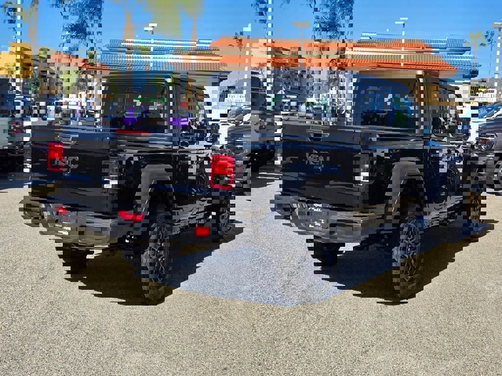 New 2026 Jeep Gladiator Sport image 4