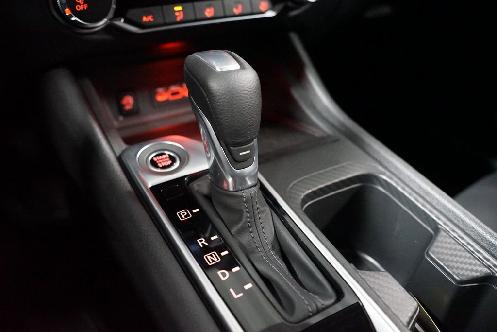 Used 2025 Nissan Sentra SV image 21