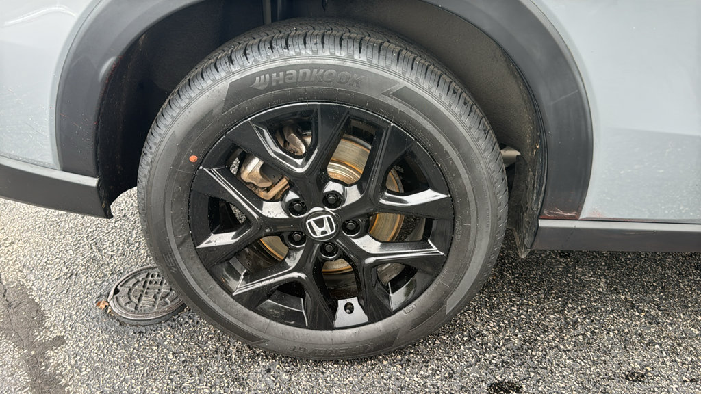 Certified 2024 Honda HR-V Sport image 8