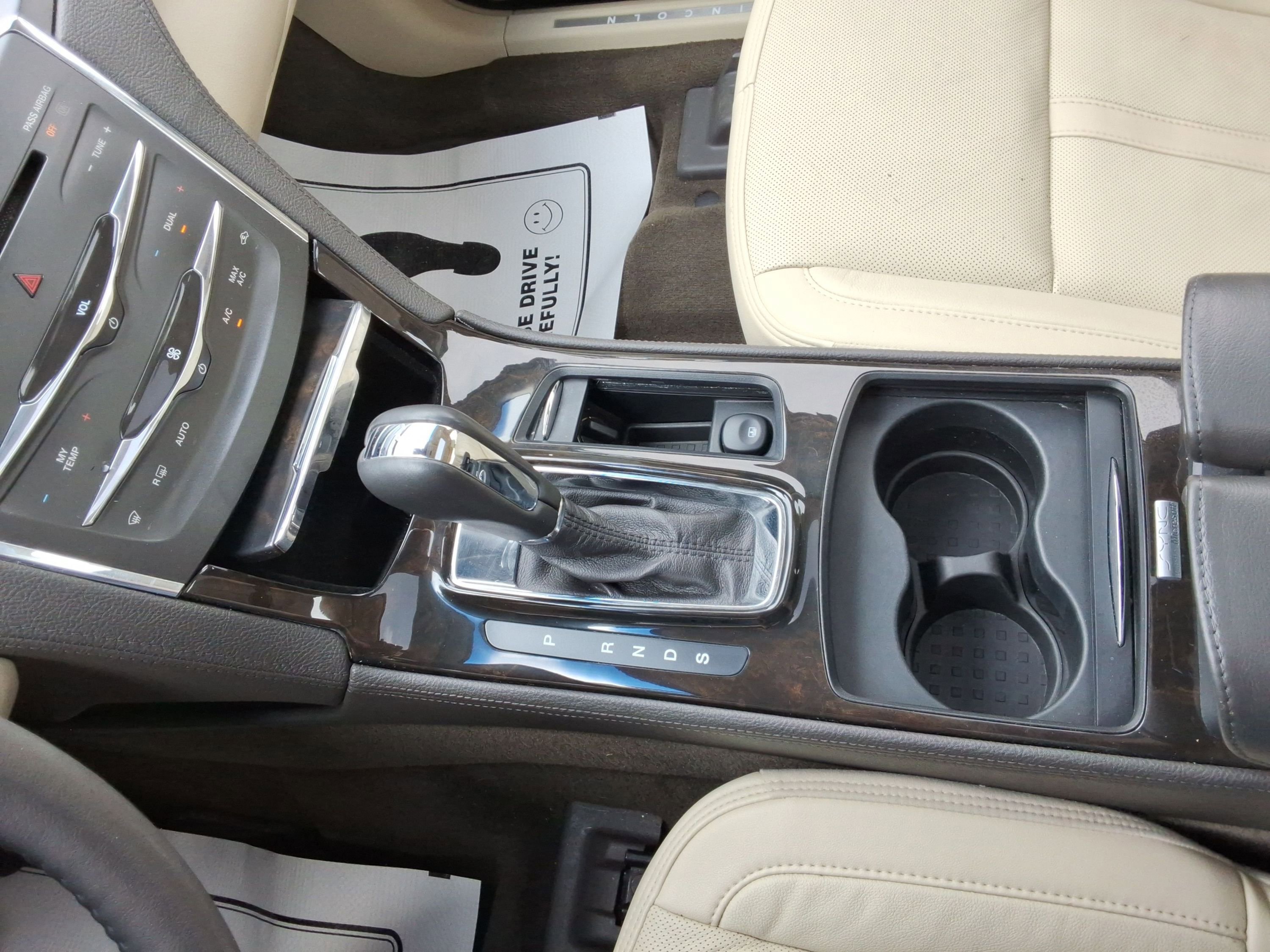 Used 2015 Lincoln MKS AWD w/ Equipment Group 101A image 17