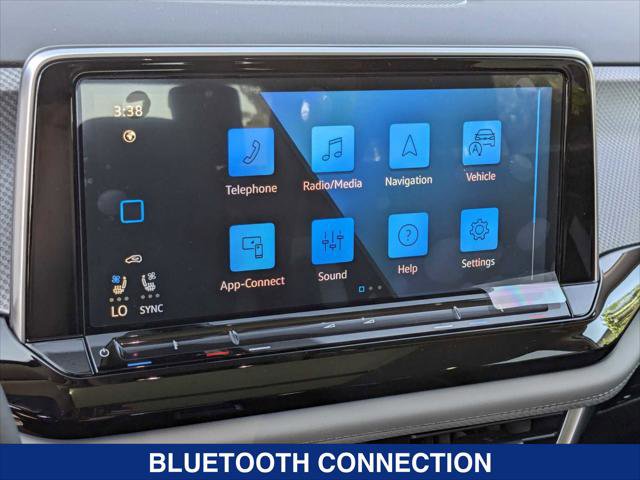 New 2024 Volkswagen Atlas Peak Edition SEL image 8