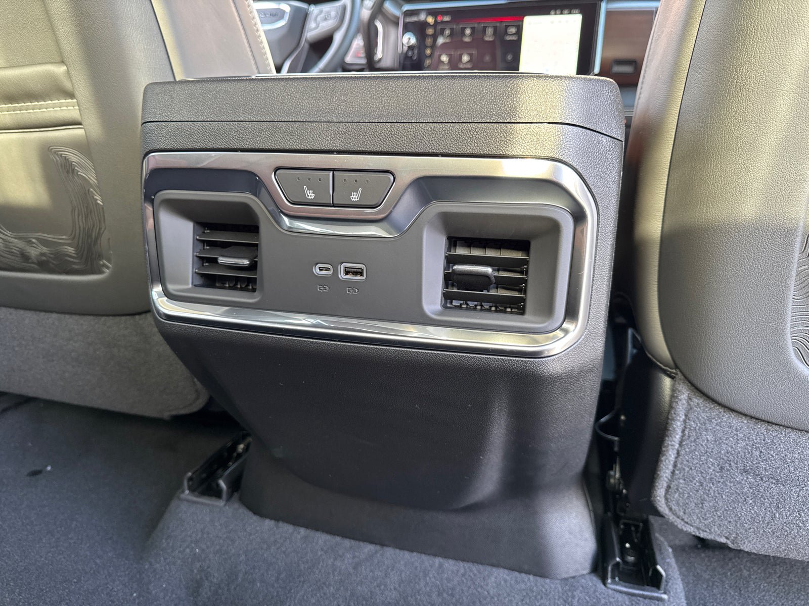 New 2026 GMC Sierra 3500 Denali Ultimate w/ LPO, Black Badging Package AWD/4WD image 20