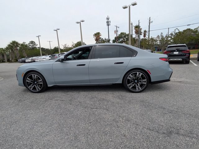 Used 2023 BMW 740i RWD image 8