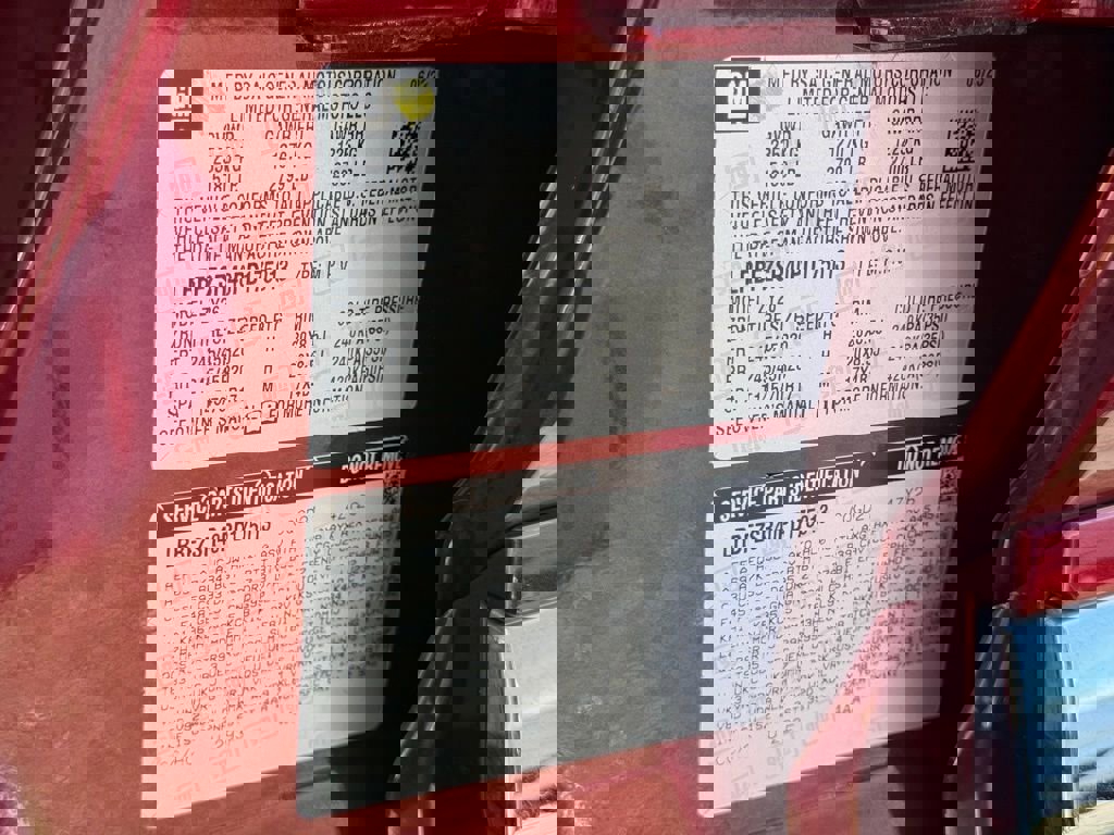 Used 2023 Buick Envision Avenir image 22