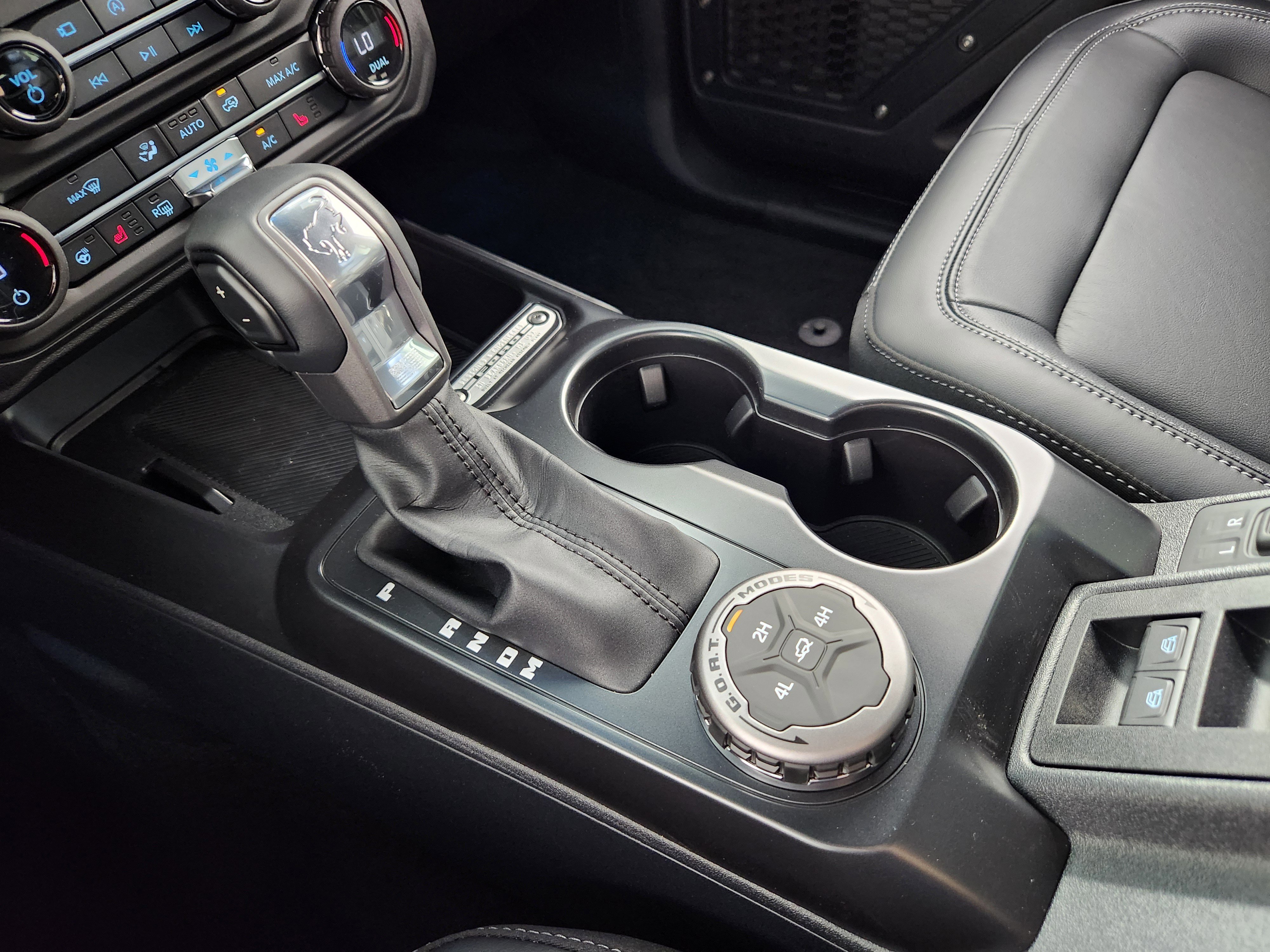 New 2026 Ford Bronco Outer Banks image 25