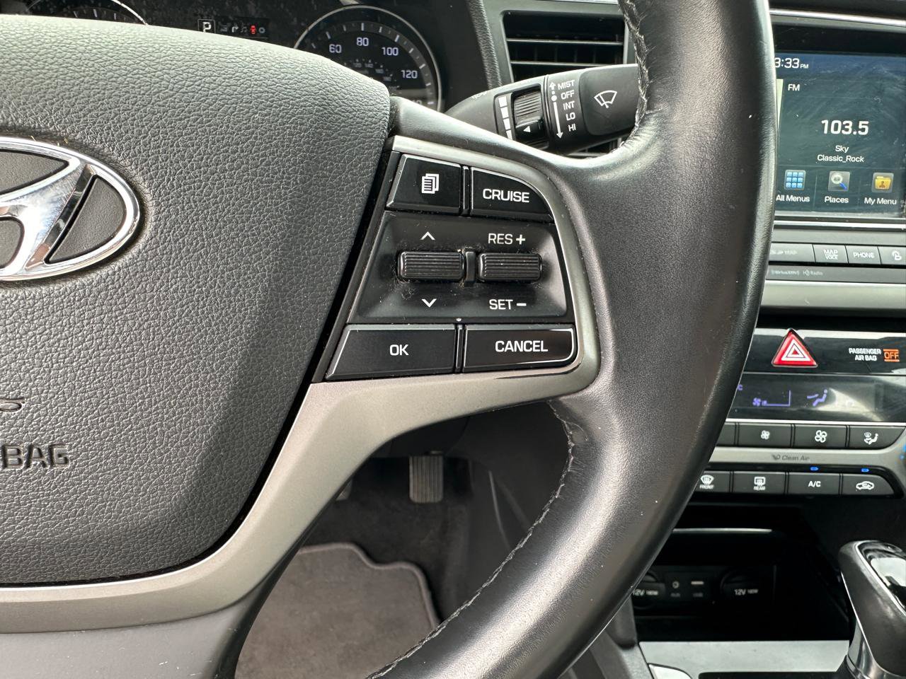 Used 2017 Hyundai Elantra Limited w/ Limited Tech Package 04 FWD image 14