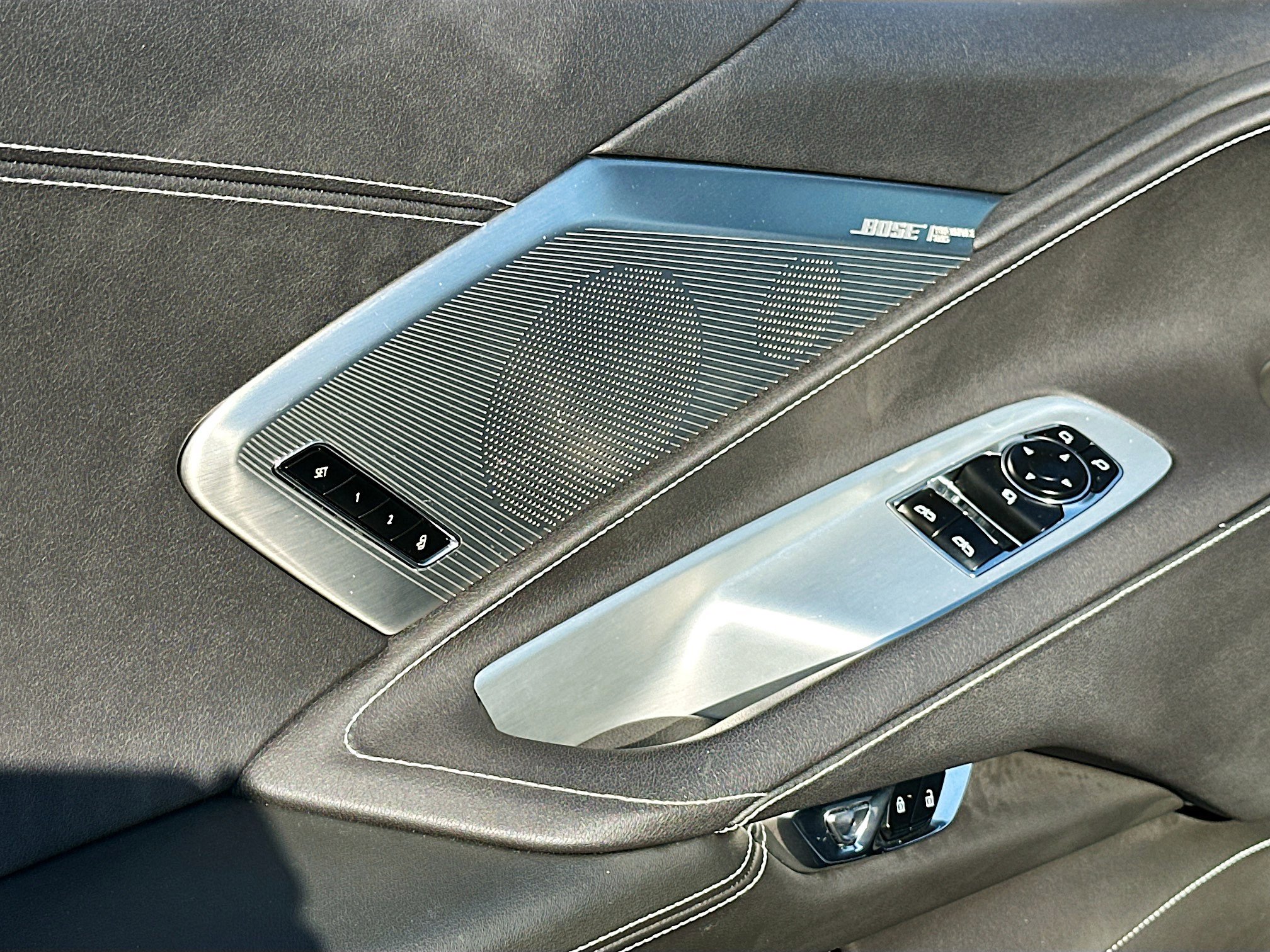 Used 2023 Chevrolet Corvette Stingray Preferred Cpe w/ 2LT image 17