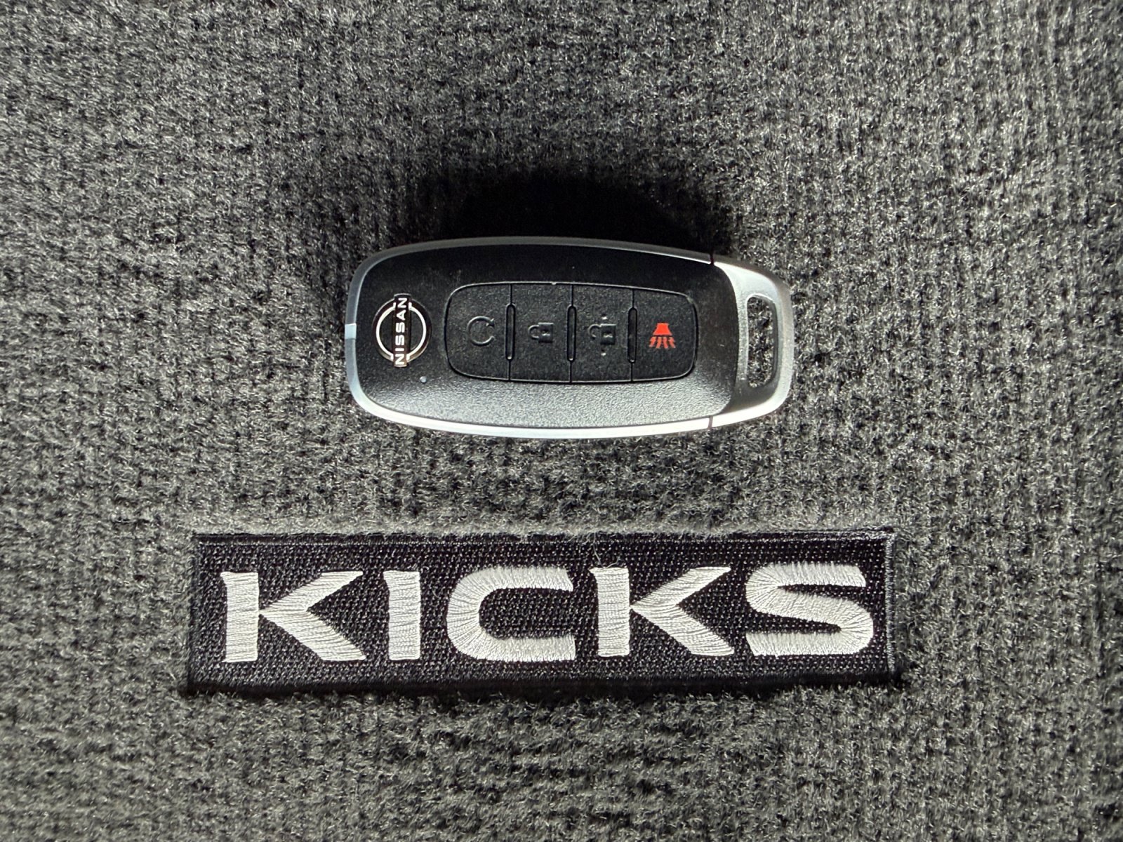 Used 2024 Nissan Kicks SV w/ Exterior Package FWD image 29