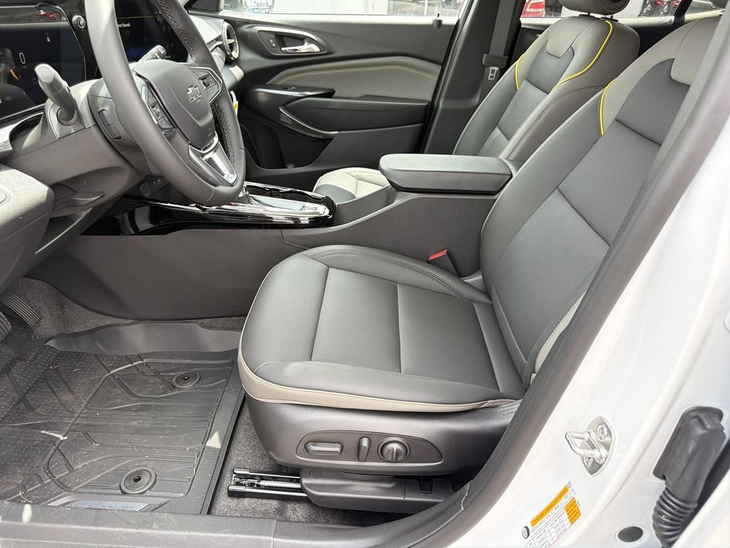 New 2026 Chevrolet Trax ACTIV w/ Driver Confidence Package FWD image 15