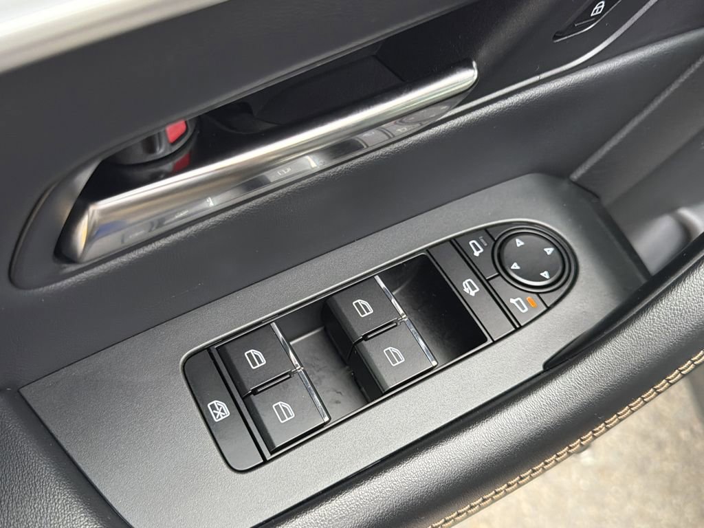 Used 2026 MAZDA CX-90 3.3 Turbo S w/ Premium Package image 32