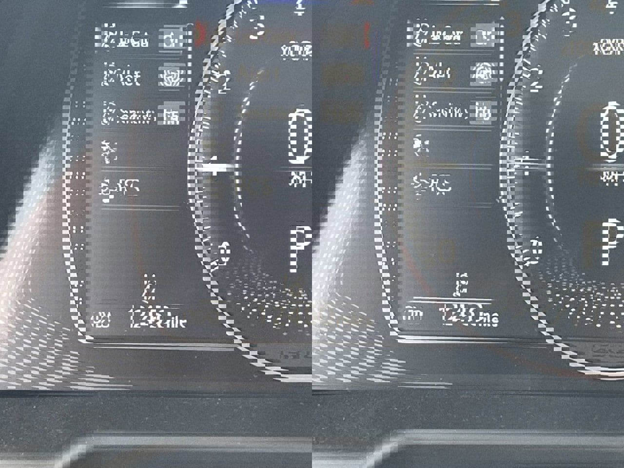 Used 2025 Lexus ES 350 w/ Premium Package image 9