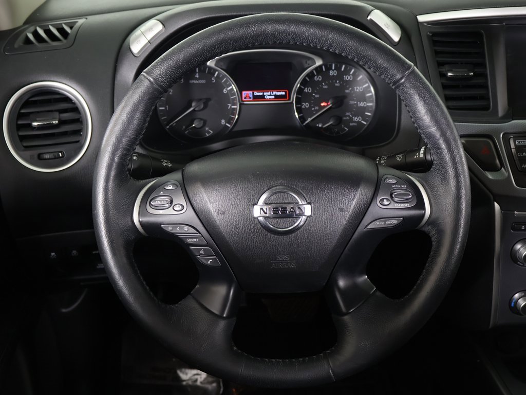 Used 2019 Nissan Pathfinder SL image 46