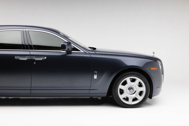 Used 2010 Rolls-Royce Ghost image 19
