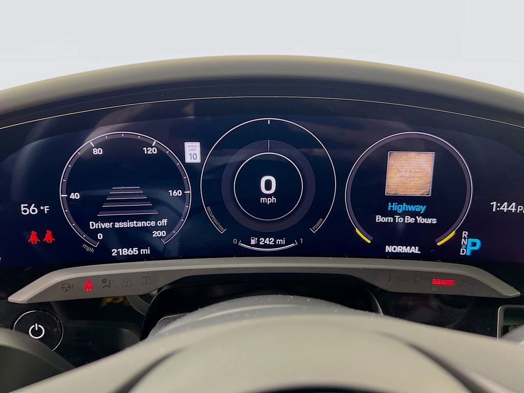 Certified 2022 Porsche Taycan image 13