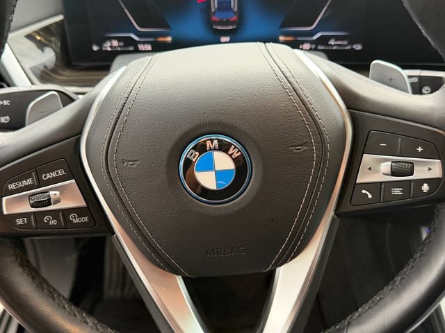 Used 2025 BMW X5 xDrive50e AWD/4WD image 23