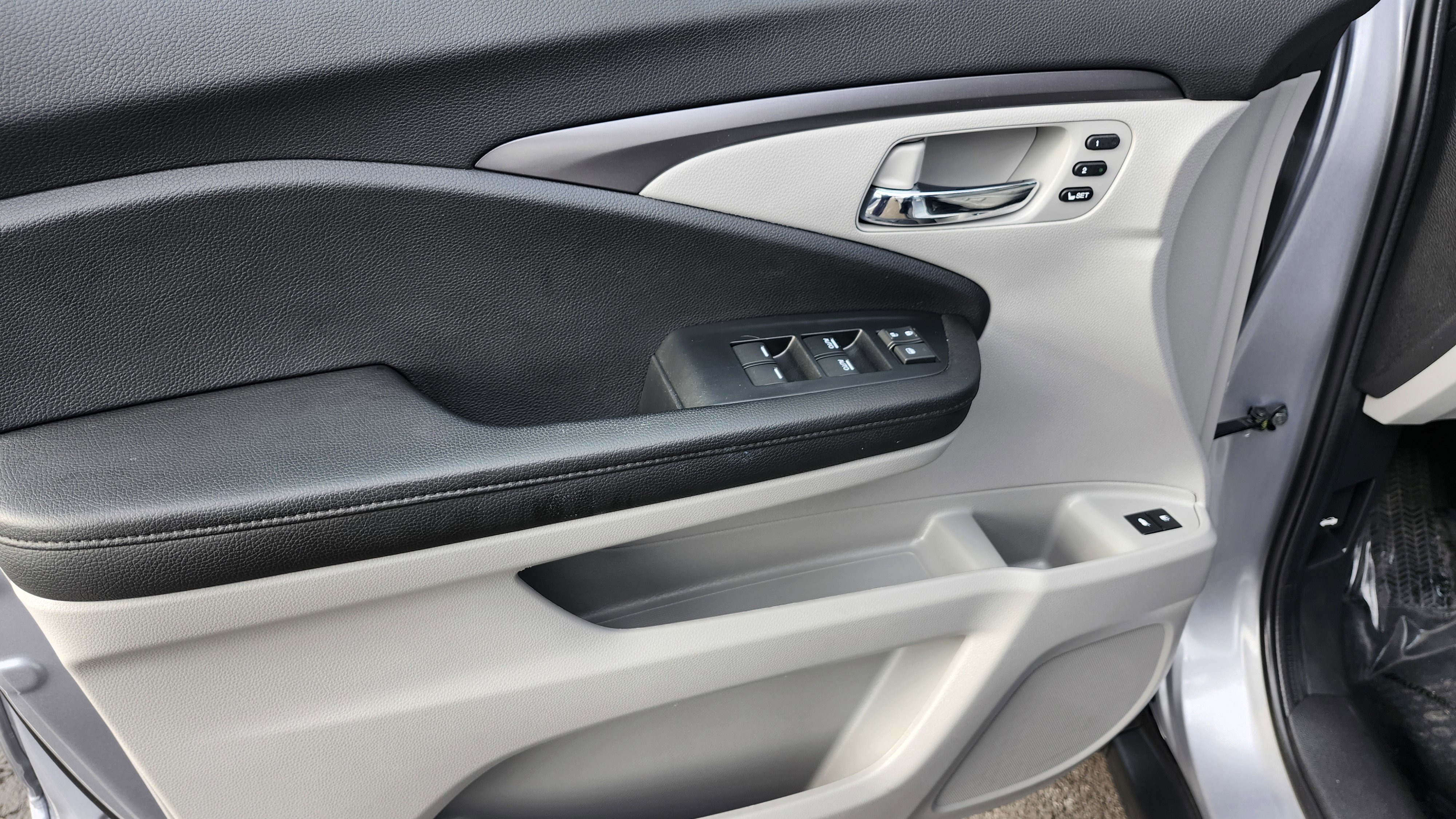 Used 2022 Honda Pilot Special Edition image 27