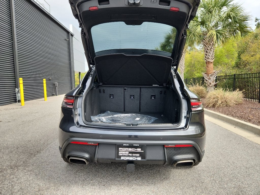 New 2025 Porsche Macan image 44