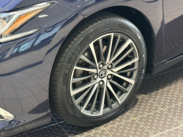 Used 2022 Lexus ES 350 w/ Premium Package FWD image 8