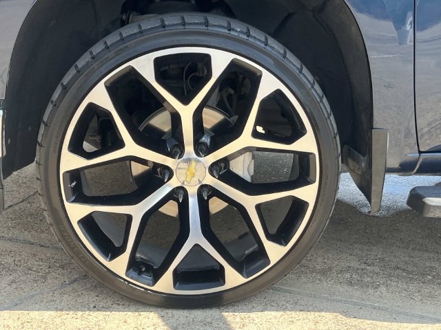 Used 2020 Chevrolet Silverado 1500 LT w/ Texas Edition RWD image 7