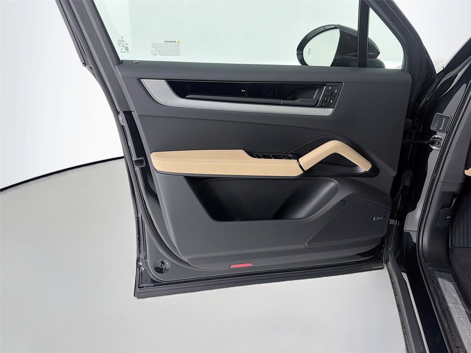 New 2026 Porsche Cayenne AWD/4WD image 6