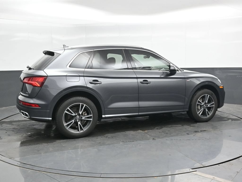 Used 2020 Audi Q5 e Premium Plus w/ Premium Plus Package AWD/4WD image 4