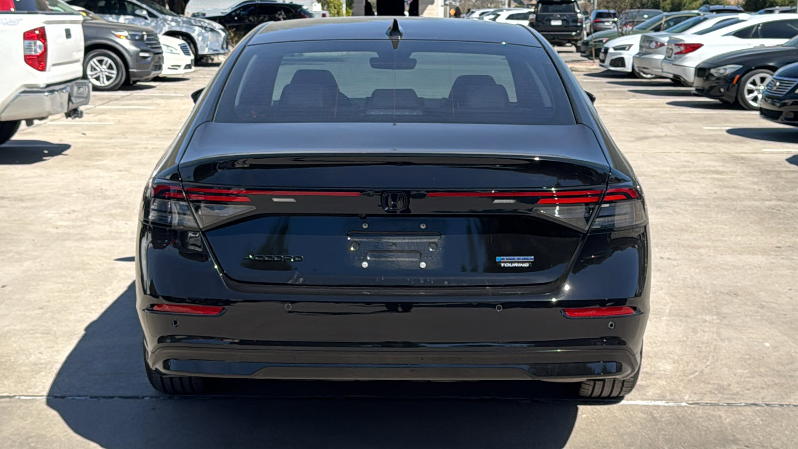 Used 2025 Honda Accord Touring image 6