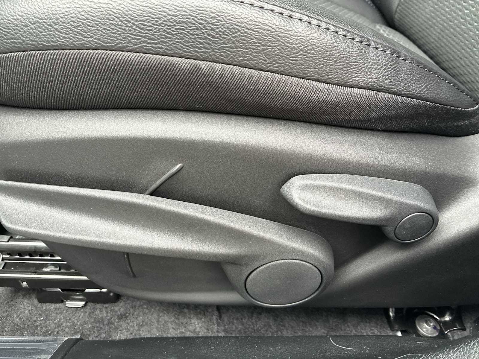 New 2026 Jeep Compass Latitude image 14