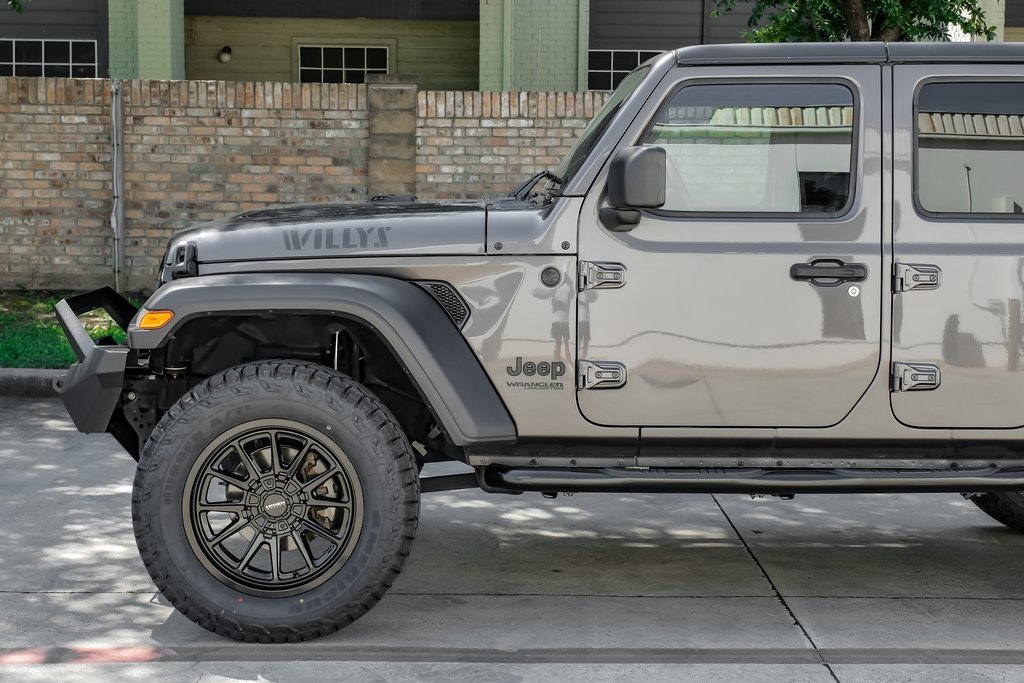 Used 2021 Jeep Wrangler Unlimited Sport image 22