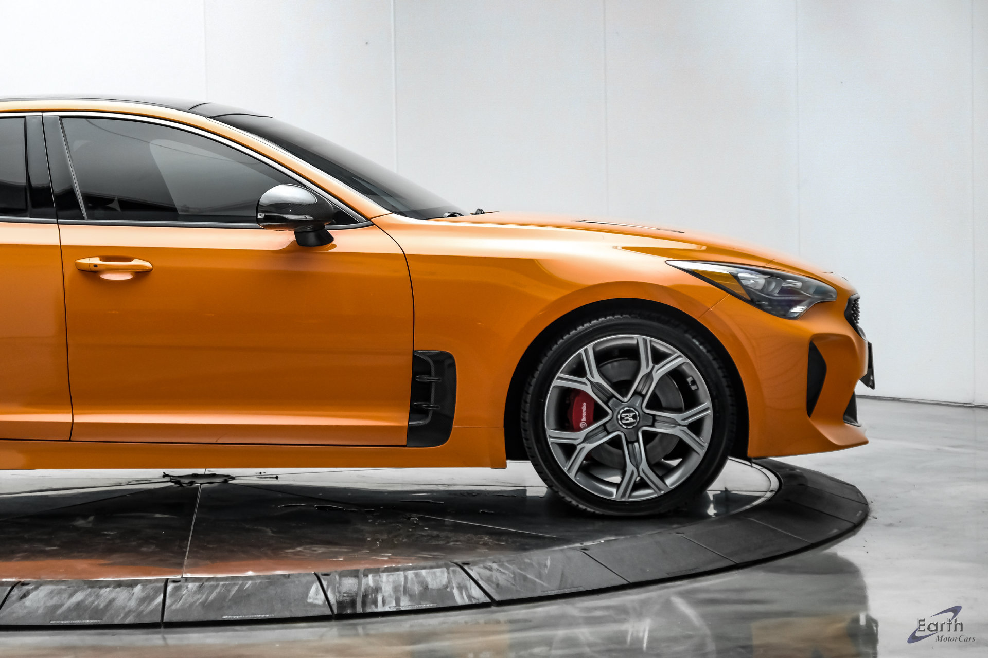Used 2019 Kia Stinger GTS RWD image 22