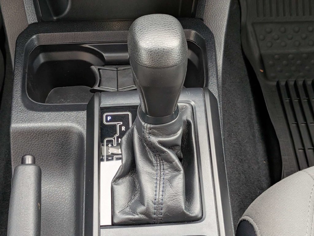 Used 2019 Toyota Tacoma SR w/ SR Convenience Package RWD image 19