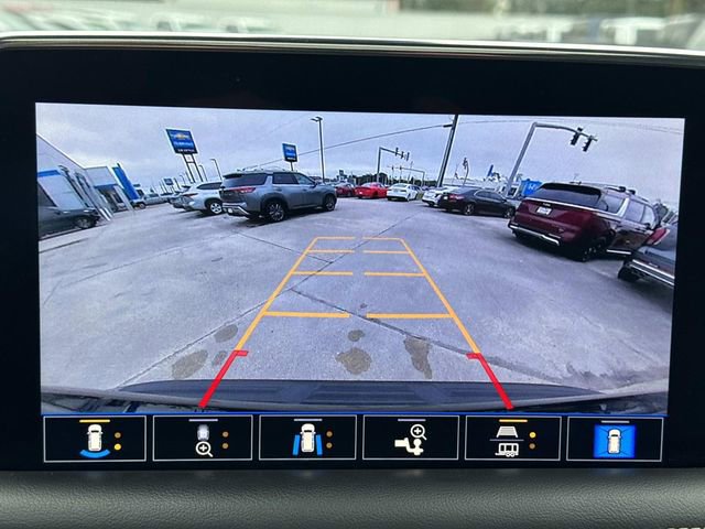 Used 2021 Chevrolet Suburban Premier image 23