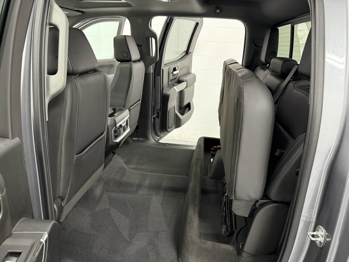 Used 2021 Chevrolet Silverado 1500 LTZ image 14