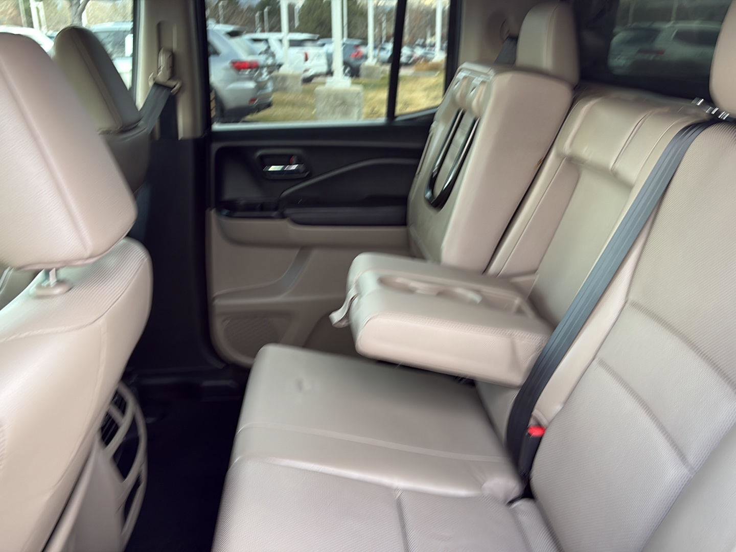 Certified 2018 Honda Ridgeline RTL-T image 15