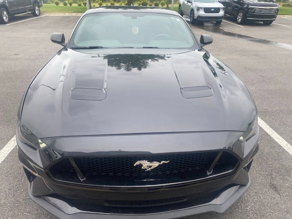 Used 2020 Ford Mustang GT w/ Black Accent Package RWD image 2